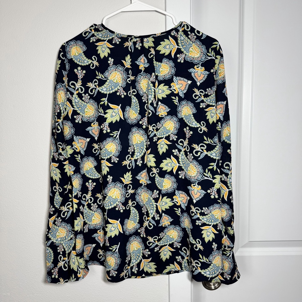 LOFT Blouse Size Small Navy Blue Paisley Bell Sleeve Office Business Casual - Picture 7 of 10